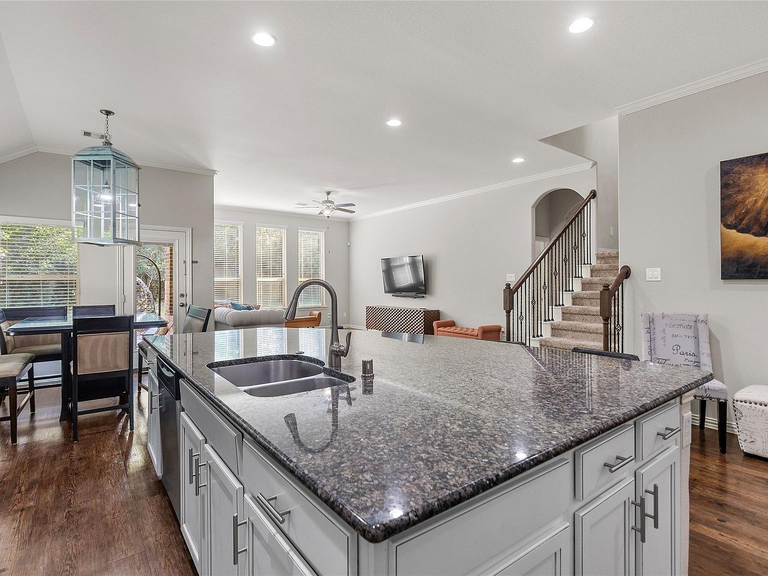 8992 S Comanche Cir Willis, TX 77378 - Thumbnail 5