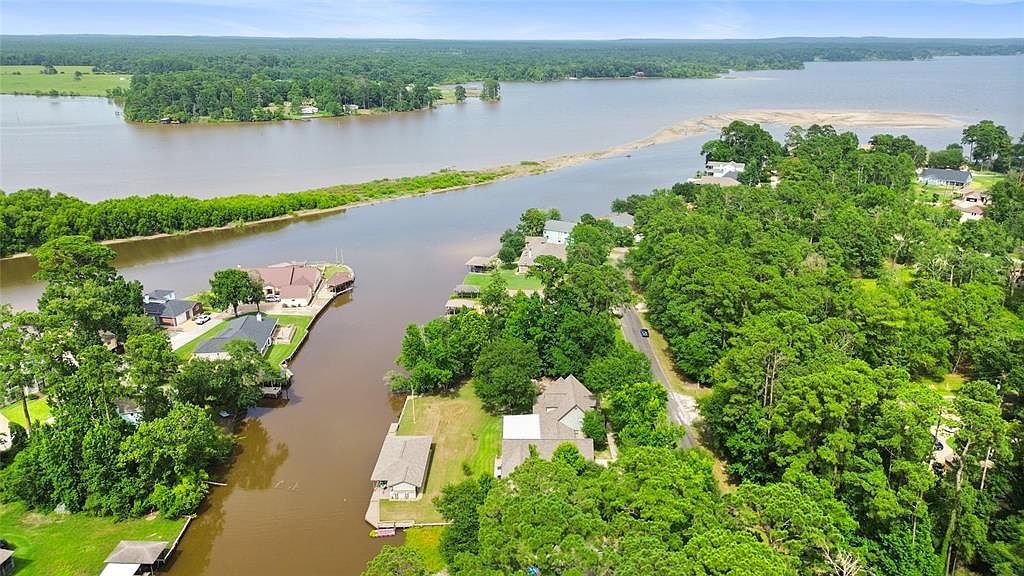 Lakeway Dr Trinity, TX 75862 - Thumbnail 5