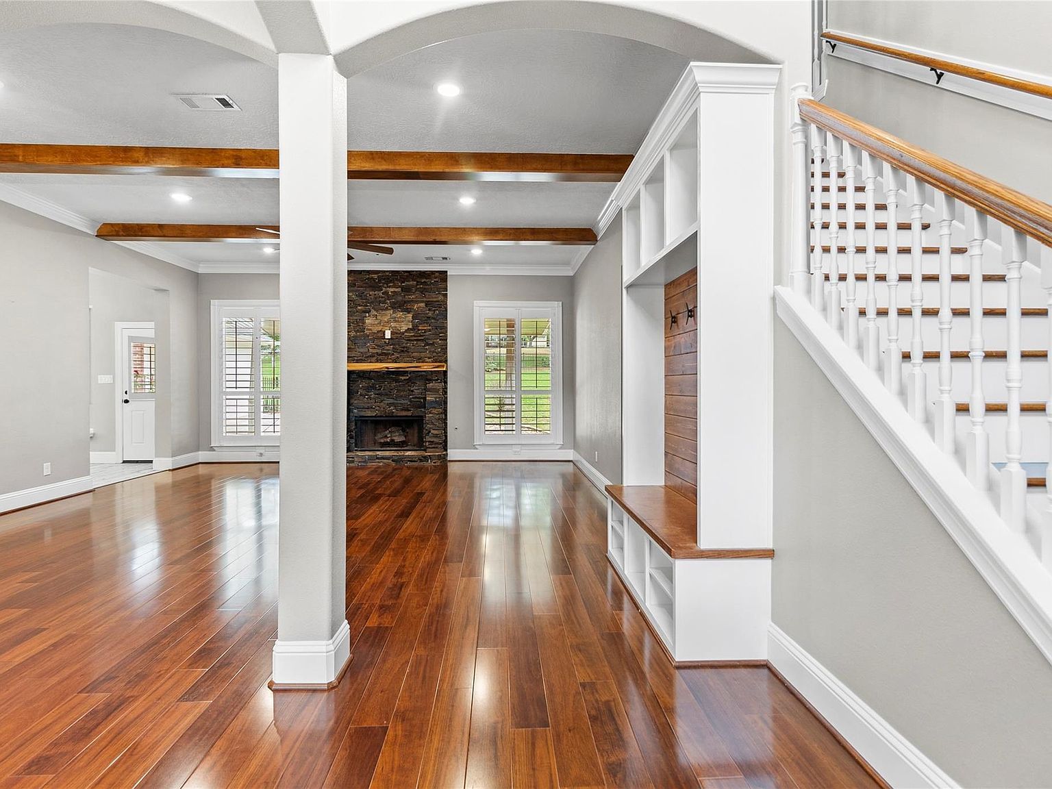 300 Broadmoor Dr Huntsville, TX 77340 - Thumbnail 5