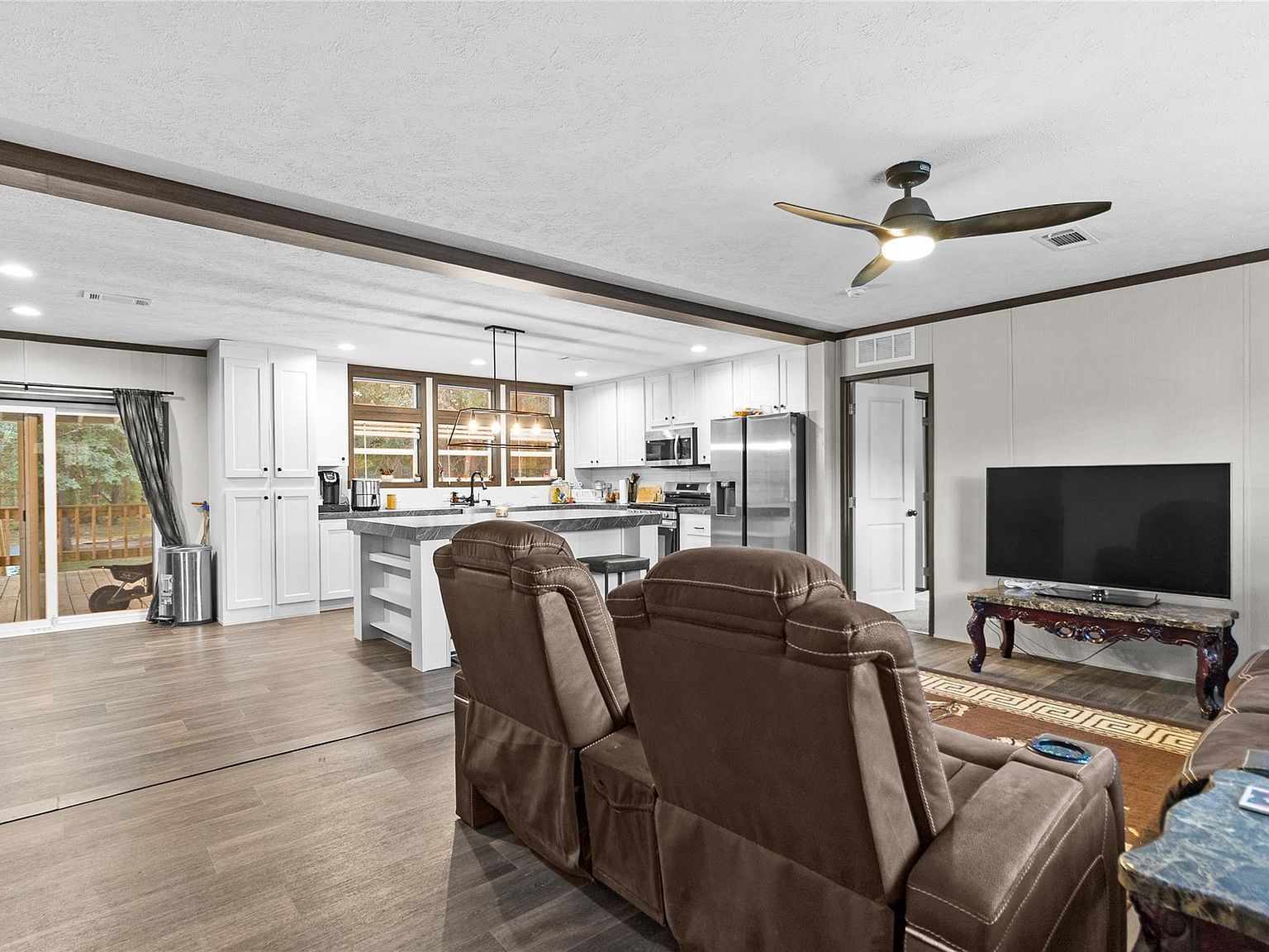 263 Robinson Creek Rd Huntsville, TX 77340 - Thumbnail 5