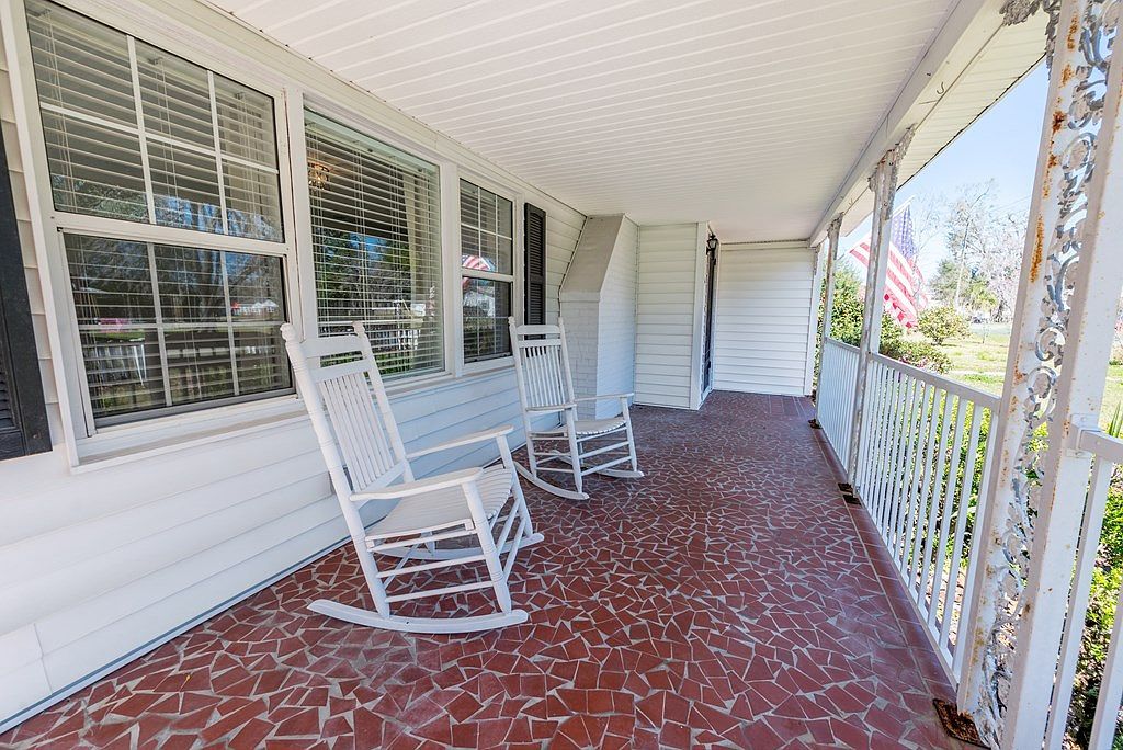 211 SE 2nd St Trenton, FL 32693 - Thumbnail 5