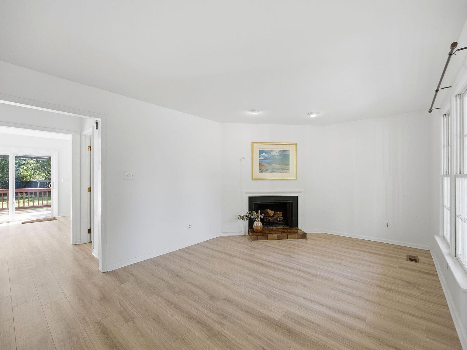 6018 Applewood Ln Raleigh, NC 27609 - Thumbnail 5