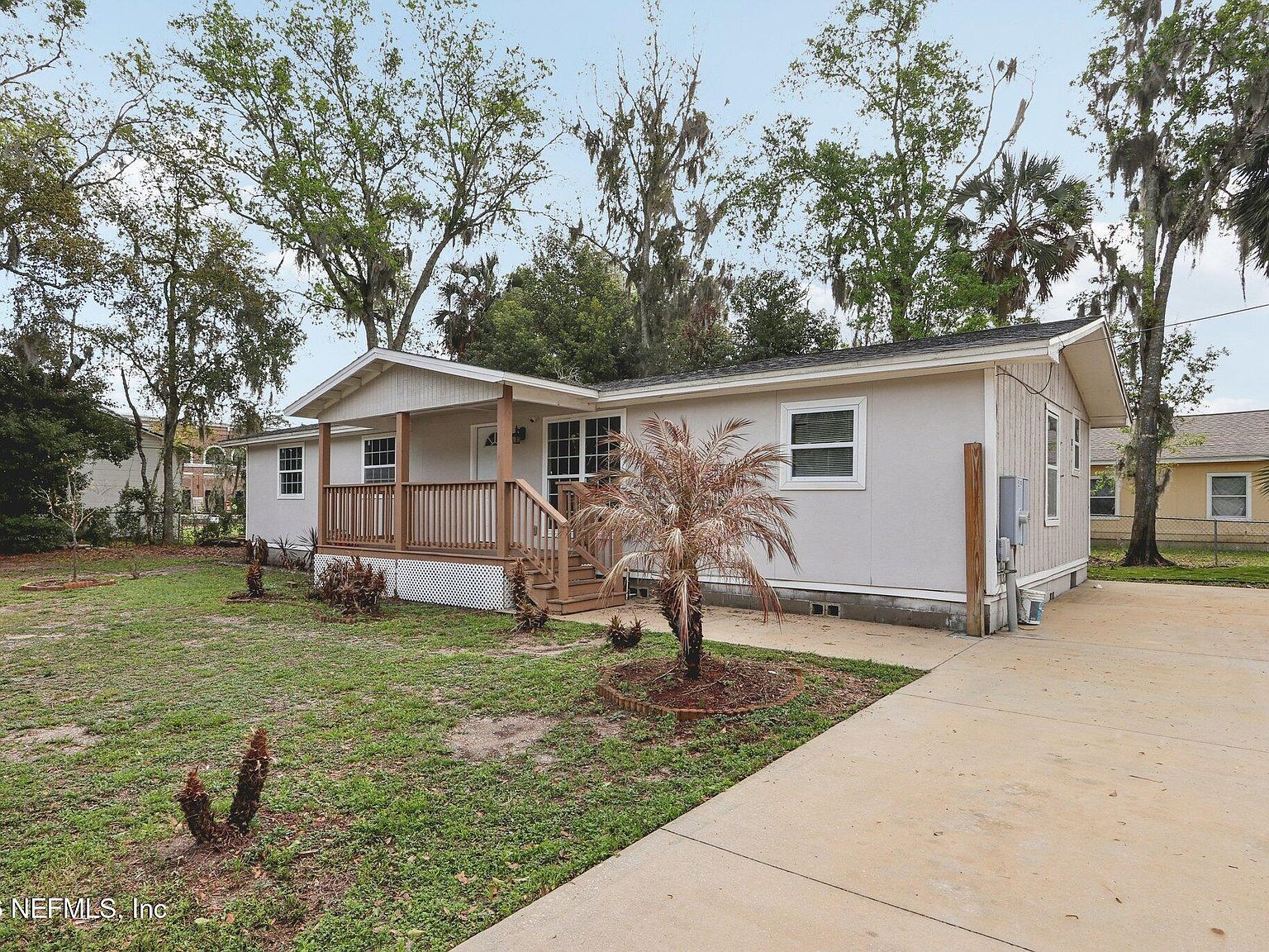 519 Walburg St Green Cove Springs, FL 32043 - Thumbnail 5