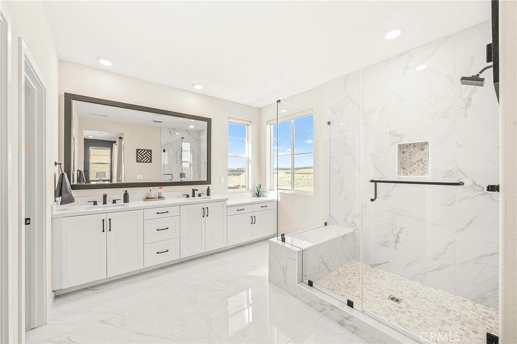 1281 Roots Way Mission Viejo, CA 92694 - Thumbnail 5