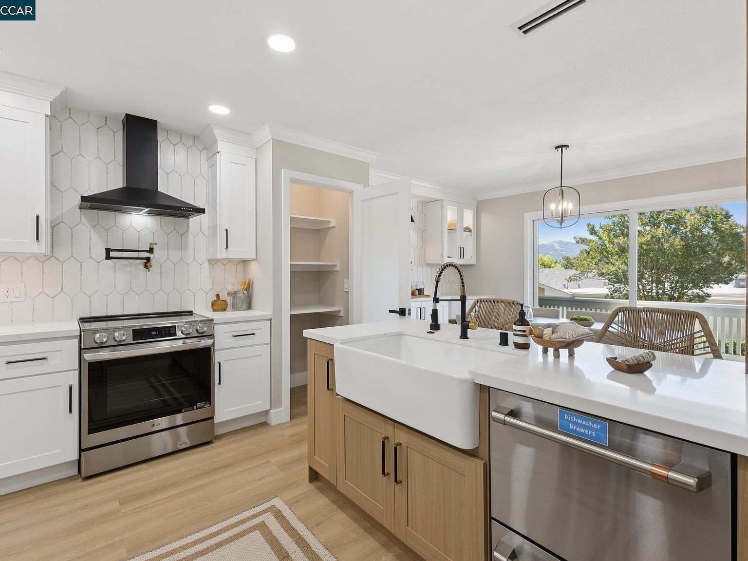 2101 Golden Rain Rd APT 14 Walnut Creek, CA 94595 - Thumbnail 5