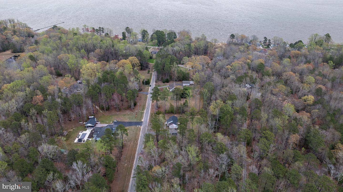 300 River Oaks Rd Center Cross, VA 22437 - Thumbnail 5