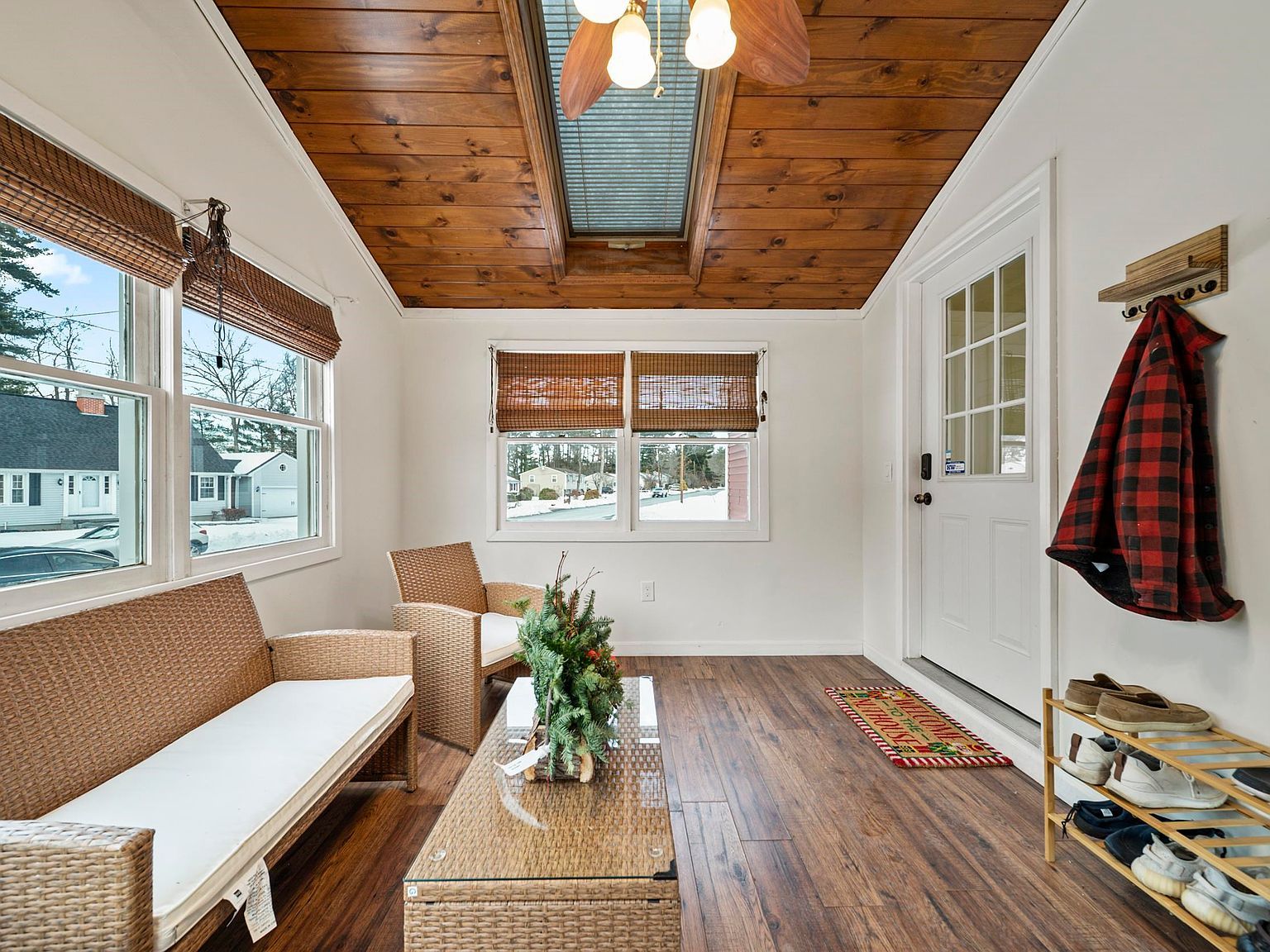 23 Parkhurst Dr Nashua, NH 03062 - Thumbnail 5