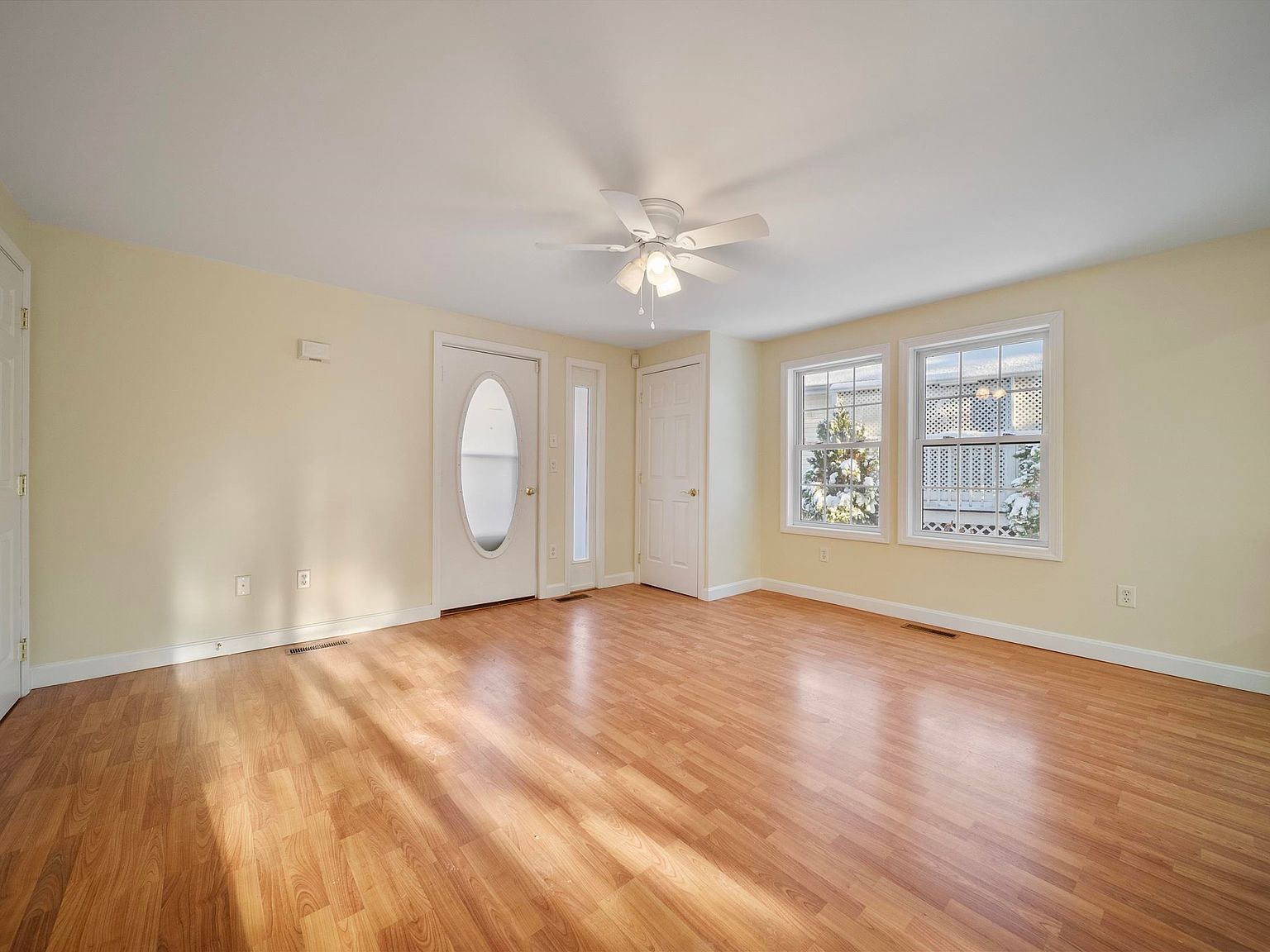 15A Roosevelt Ave Hudson, NH 03051 - Thumbnail 5