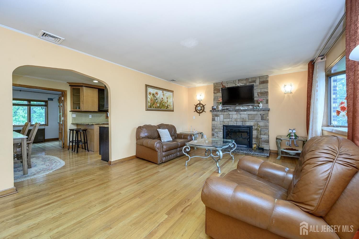 47 Preston Rd Colonia, NJ 07067 - Thumbnail 5