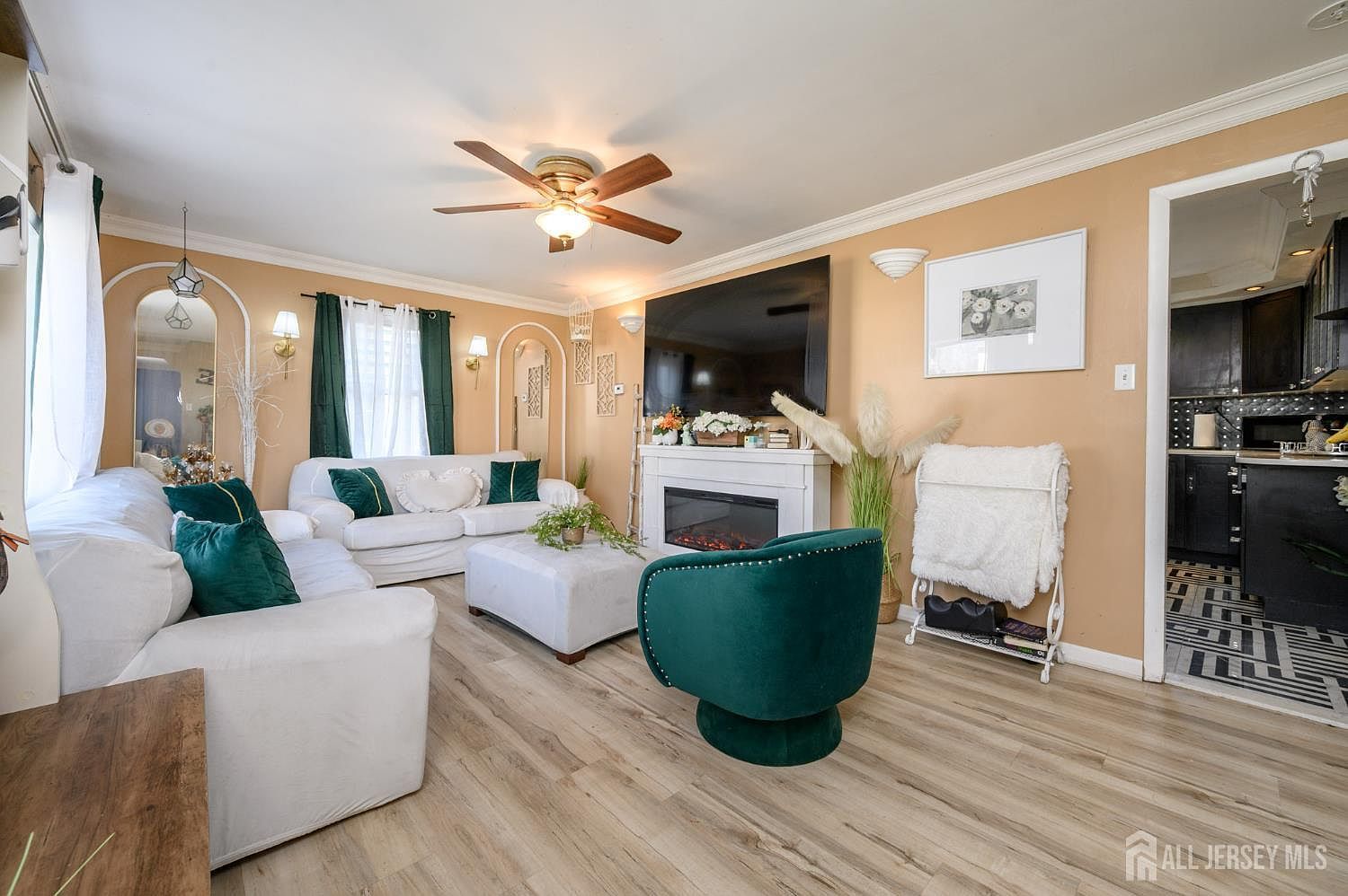 373 Fairview Ave Colonia, NJ 07067 - Thumbnail 5