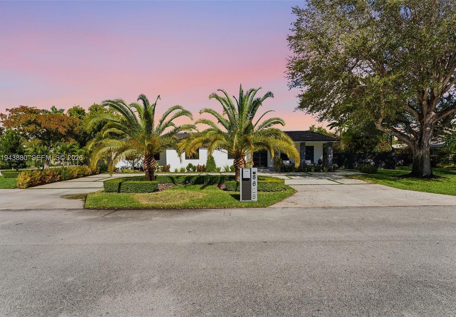 8625 SW 147th St Palmetto Bay, FL 33158 - Thumbnail 5