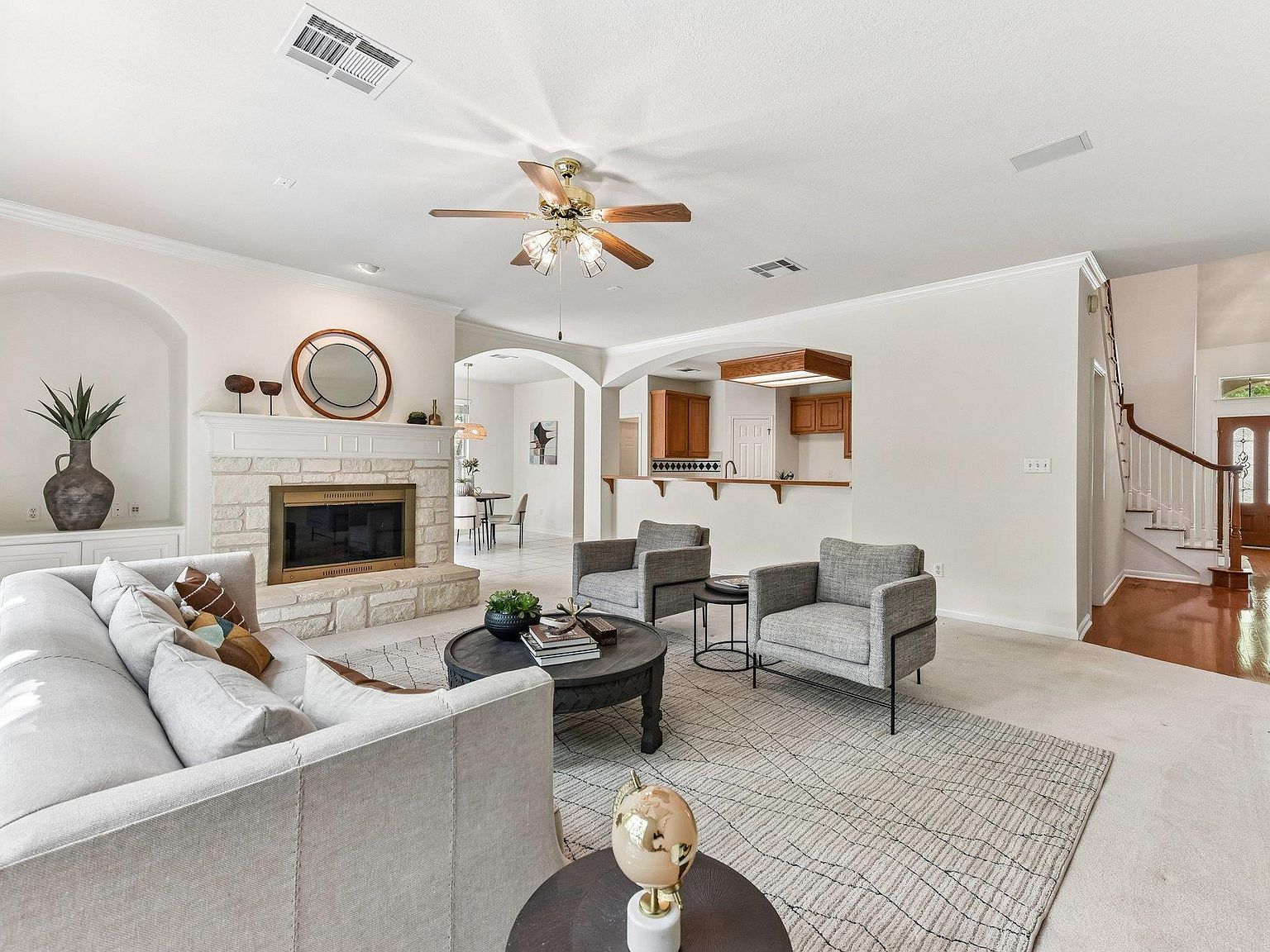 2401 Berwick Cv Round Rock, TX 78681 - Thumbnail 5