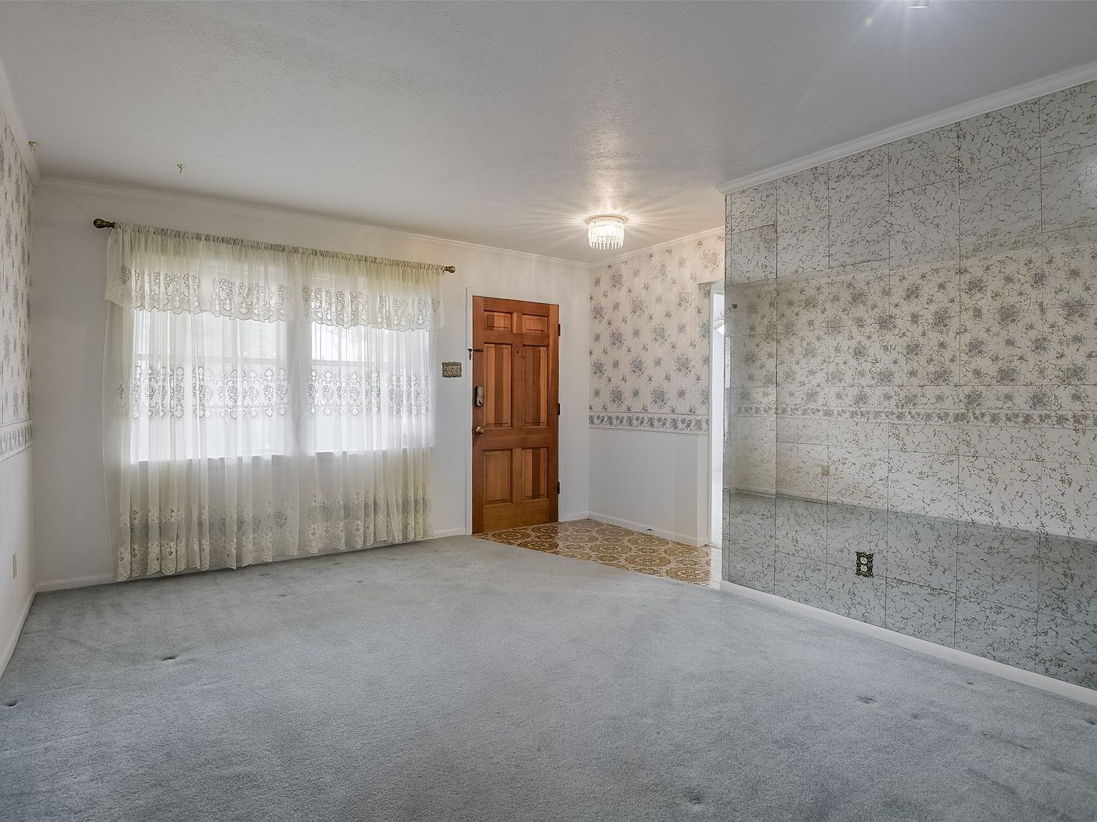 2130 Goerte Dr Grand Prairie, TX 75051 - Thumbnail 5