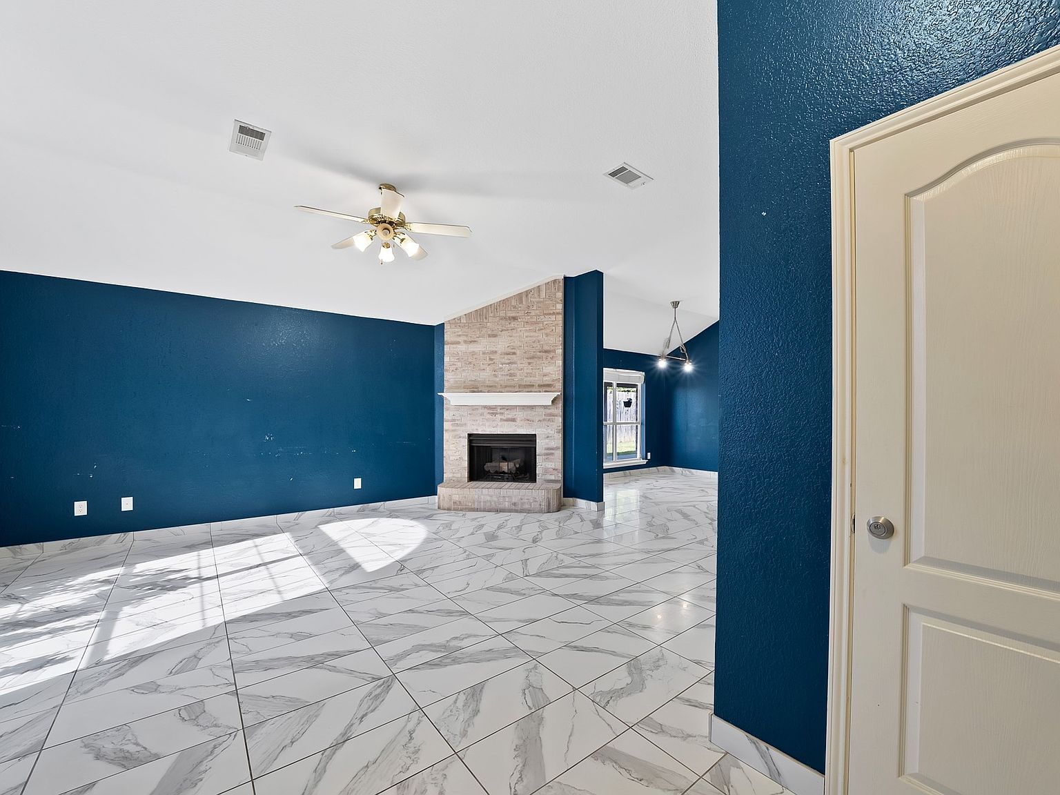 828 Windswept Dr Cedar Hill, TX 75104 - Thumbnail 5