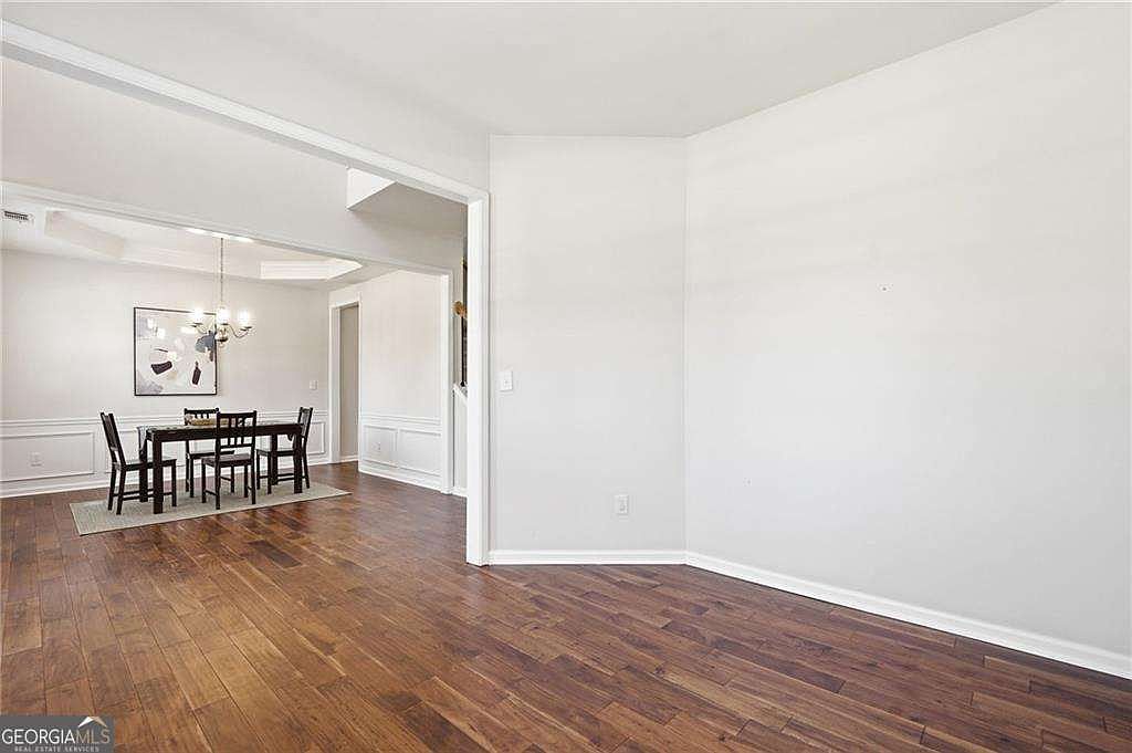 310 Hammersmith Dr Suwanee, GA 30024 - Thumbnail 5