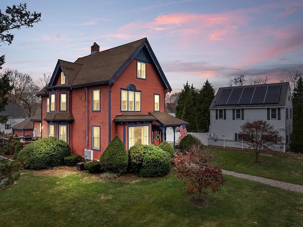 170 Pleasant St Whitman, MA 02382 - Thumbnail 5