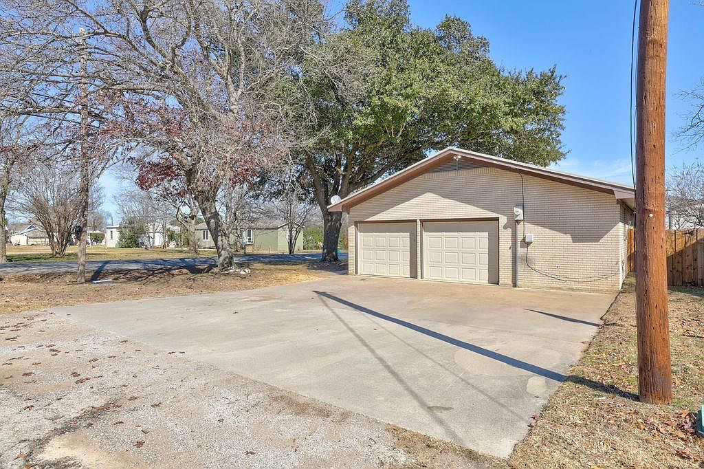 309 W Avenue H Jarrell, TX 76537 - Thumbnail 5
