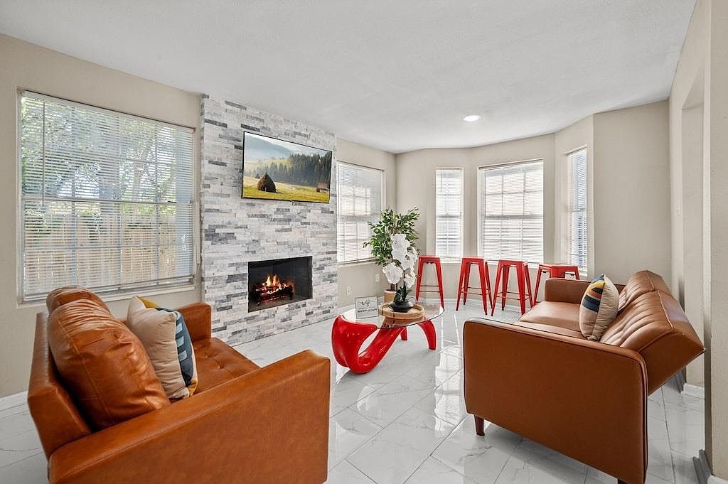 2504 Ferguson Way Houston, TX 77088 - Thumbnail 5