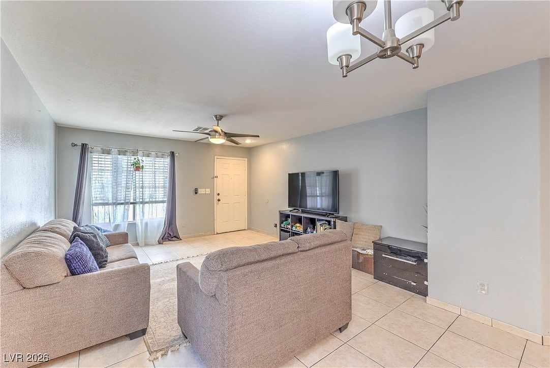 1296 Plum Canyon St Las Vegas, NV 89142 - Thumbnail 5