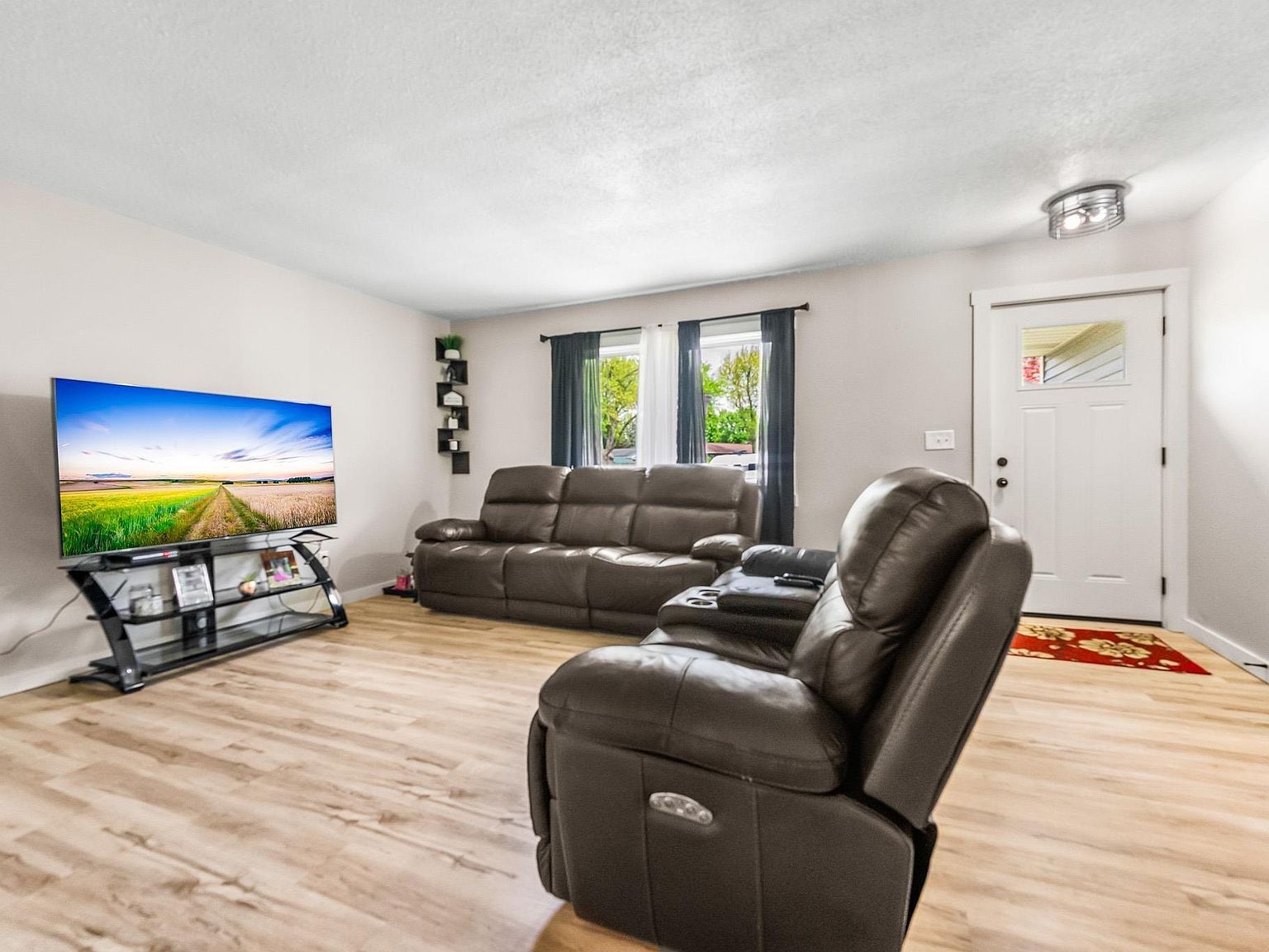 18098 Sunny Ln Goshen, IN 46526 - Thumbnail 5