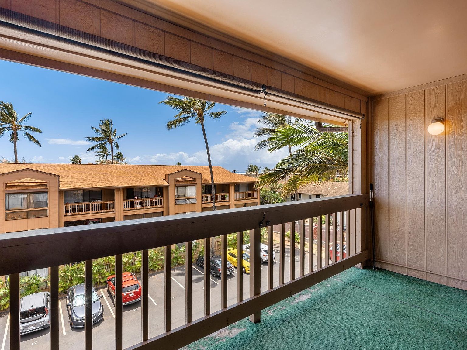 3740 Lower Honoapiilani Rd APT B304 Lahaina, HI 96761 - Thumbnail 5