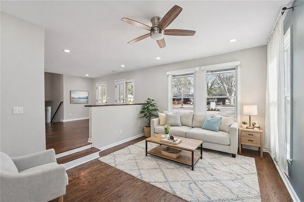 732 Earl St SE Marietta, GA 30067 - Thumbnail 5