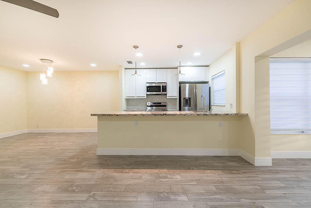 14250 Nesting Way APT B Delray Beach, FL 33484 - Thumbnail 5