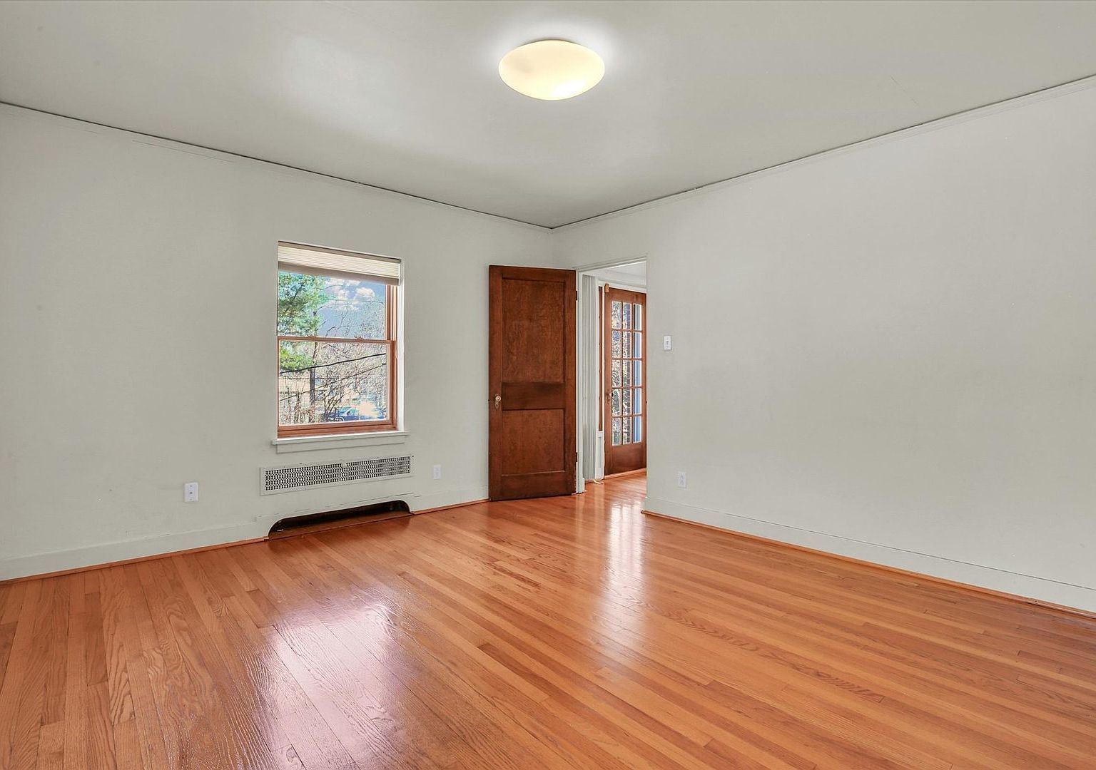 402 W Pennsylvania Ave Urbana, IL 61801 - Thumbnail 5