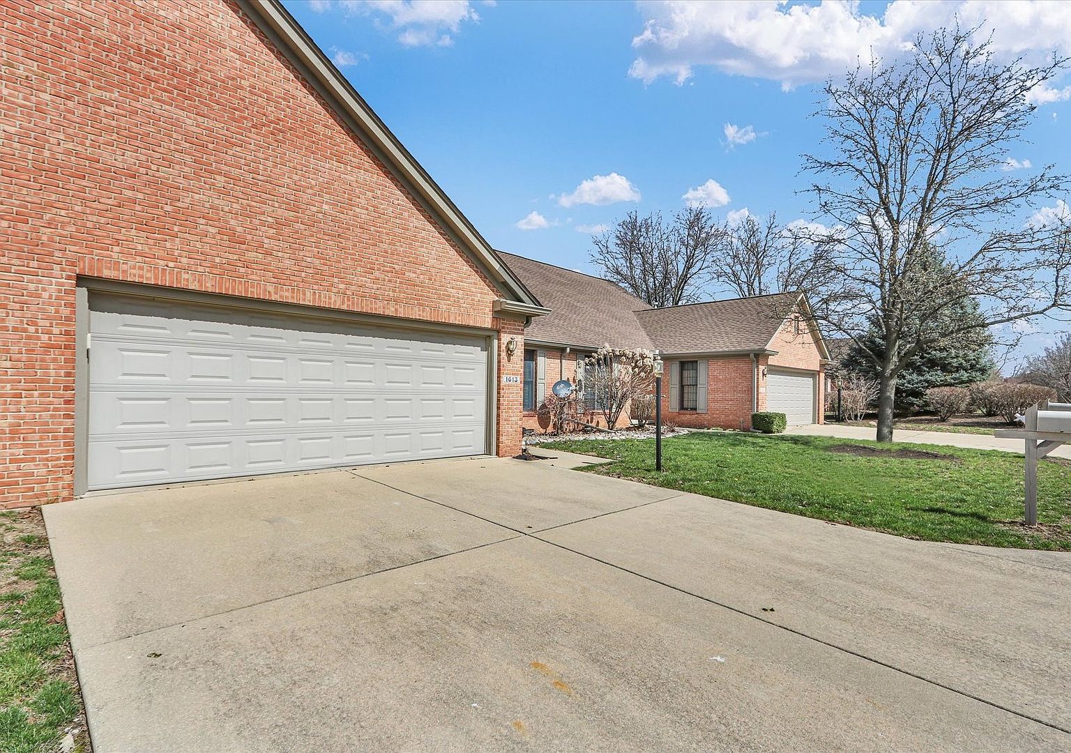 1613 Broadmoor Dr #0 Champaign, IL 61821 - Thumbnail 5