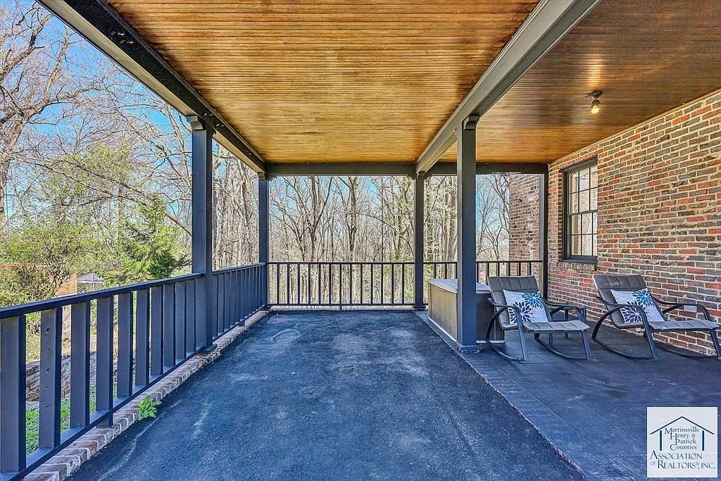 925 Mulberry Rd Martinsville, VA 24112 - Thumbnail 5