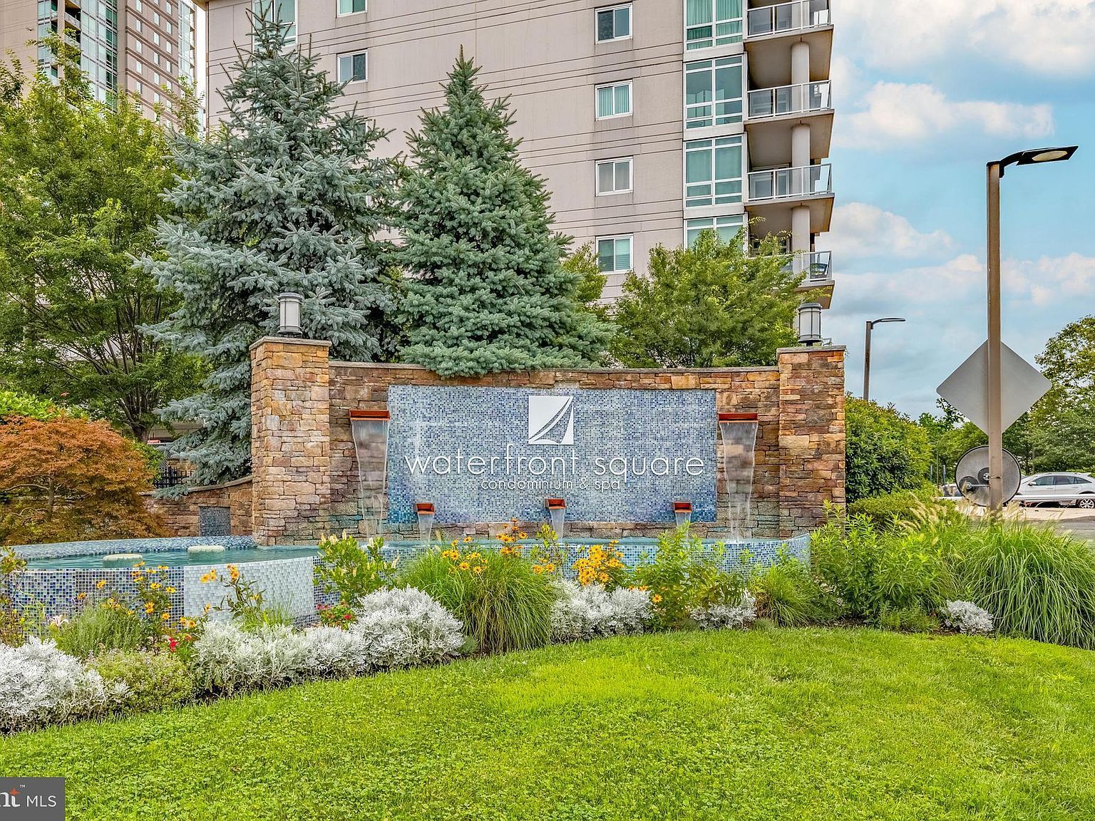 901 N Penn St UNIT P302 Philadelphia, PA 19123 - Thumbnail 5