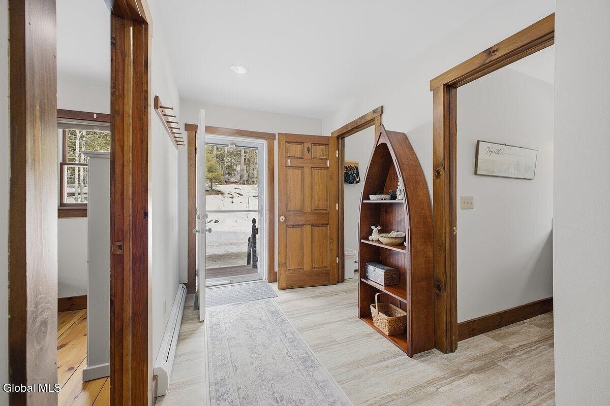 31 Dogwood Ln Pottersville, NY 12860 - Thumbnail 5