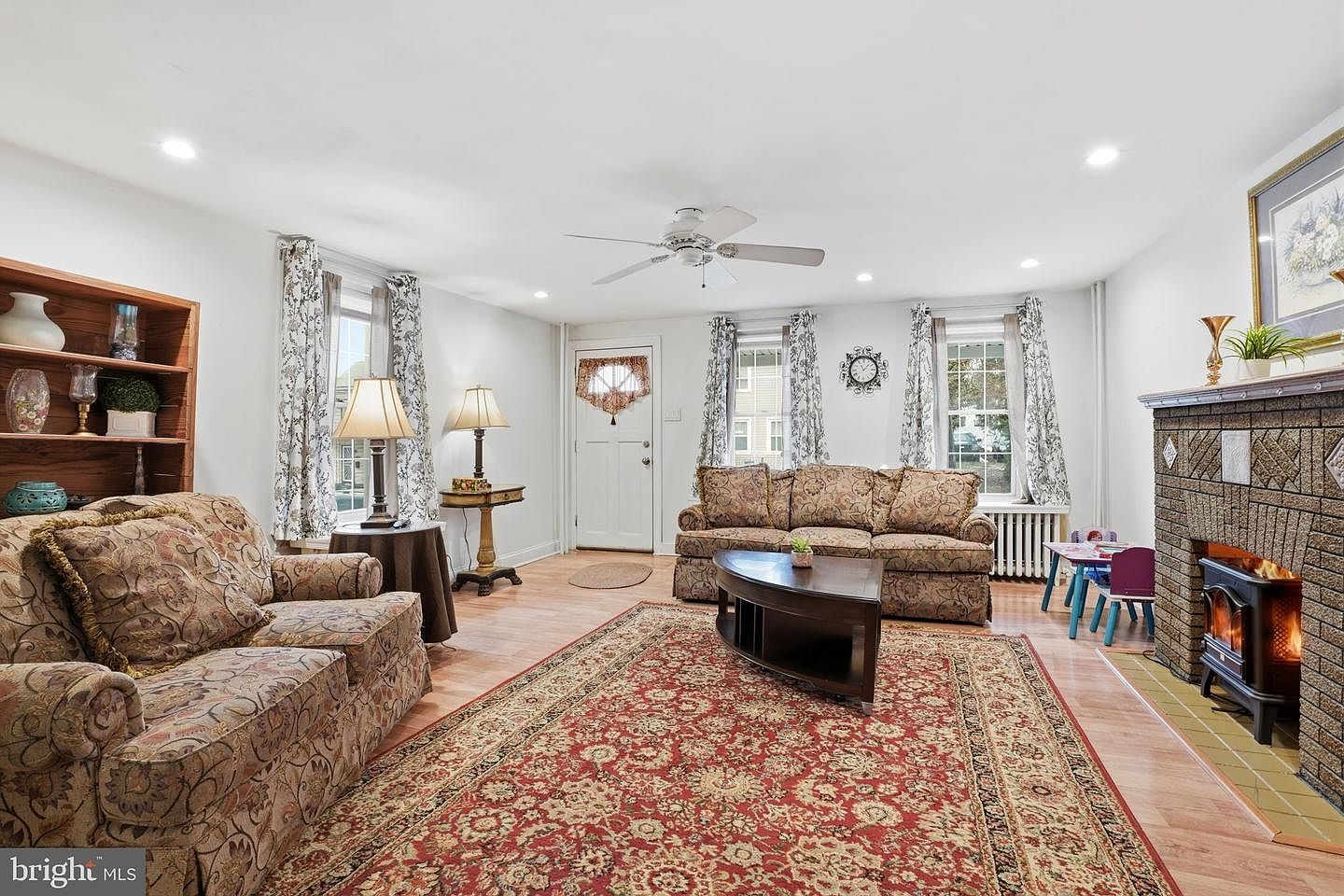 4135 Rhawn St Philadelphia, PA 19136 - Thumbnail 5