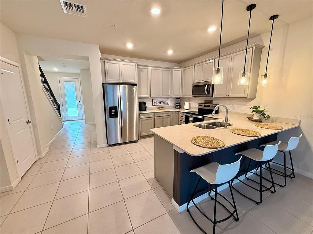 10923 Leafshore Loop Orlando, FL 32829 - Thumbnail 5