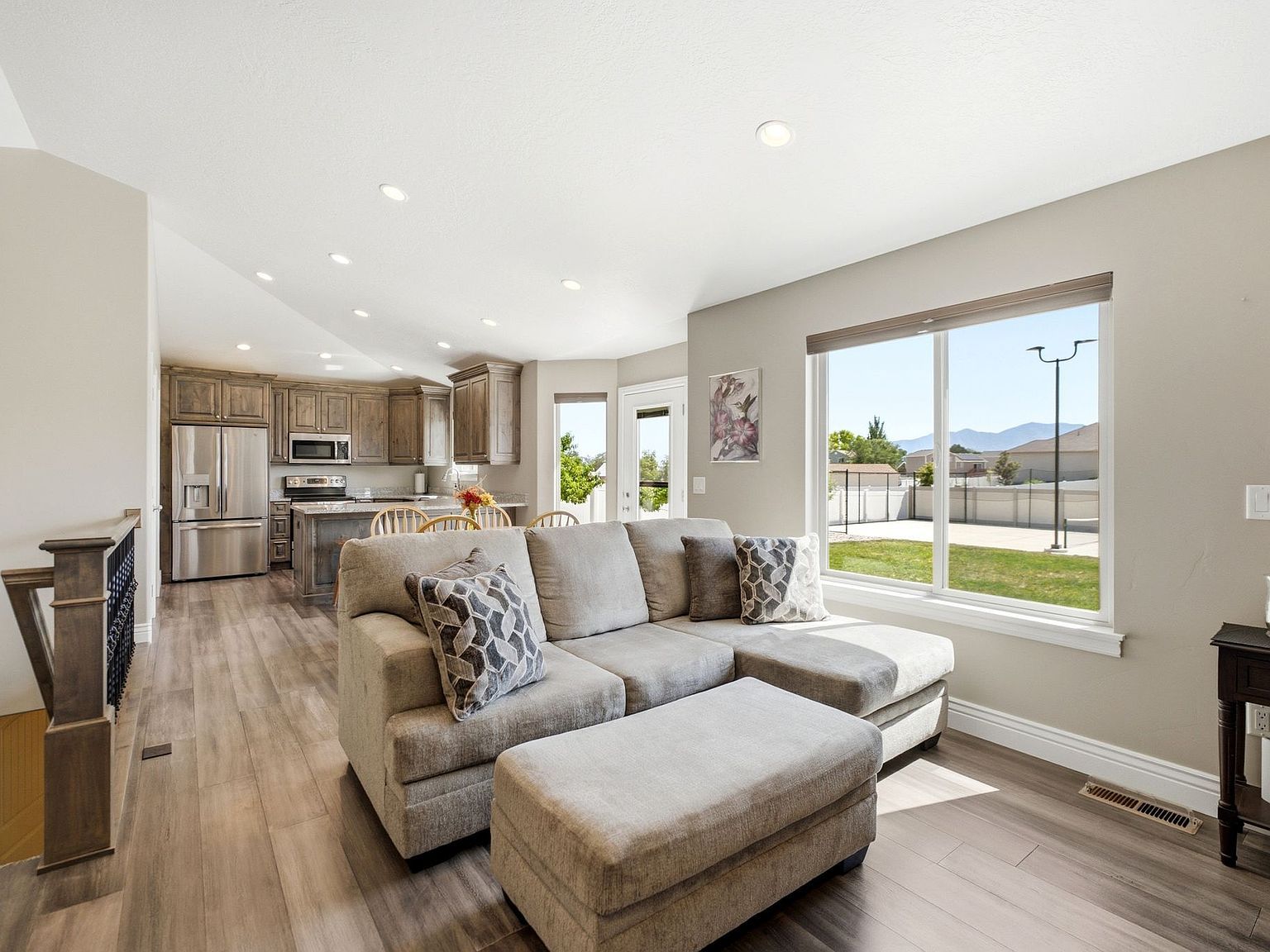 83 S Mustang Ridge Rd Grantsville, UT 84029 - Thumbnail 5