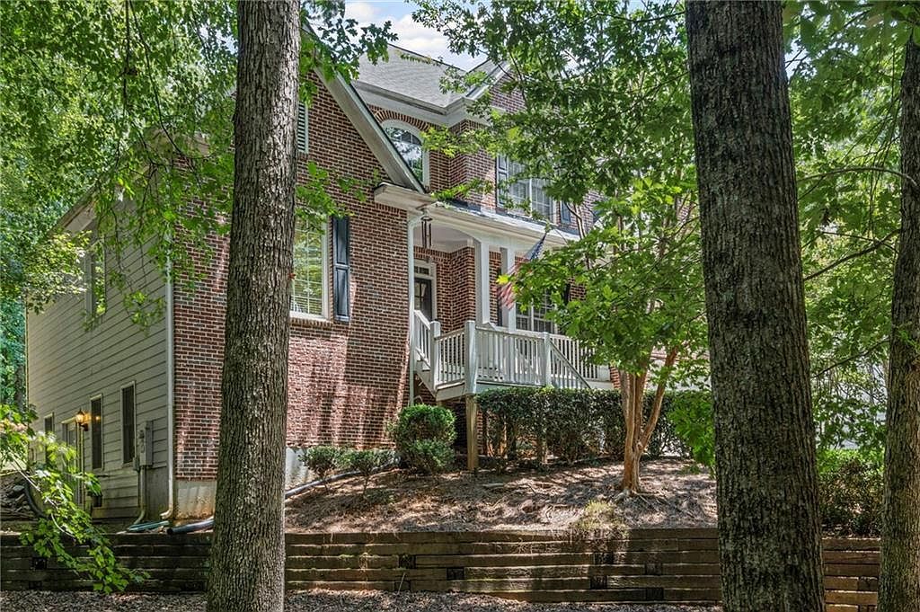 3340 Silver Lake Dr Cumming, GA 30041 - Thumbnail 5