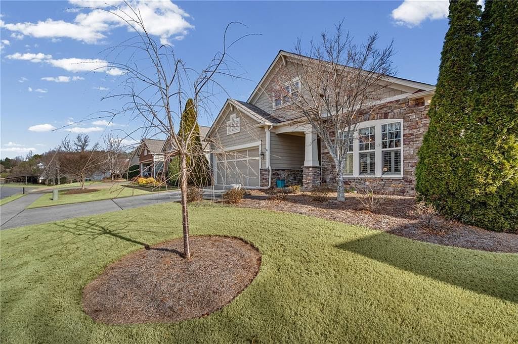 4945 Kings Common Way Cumming, GA 30040 - Thumbnail 5