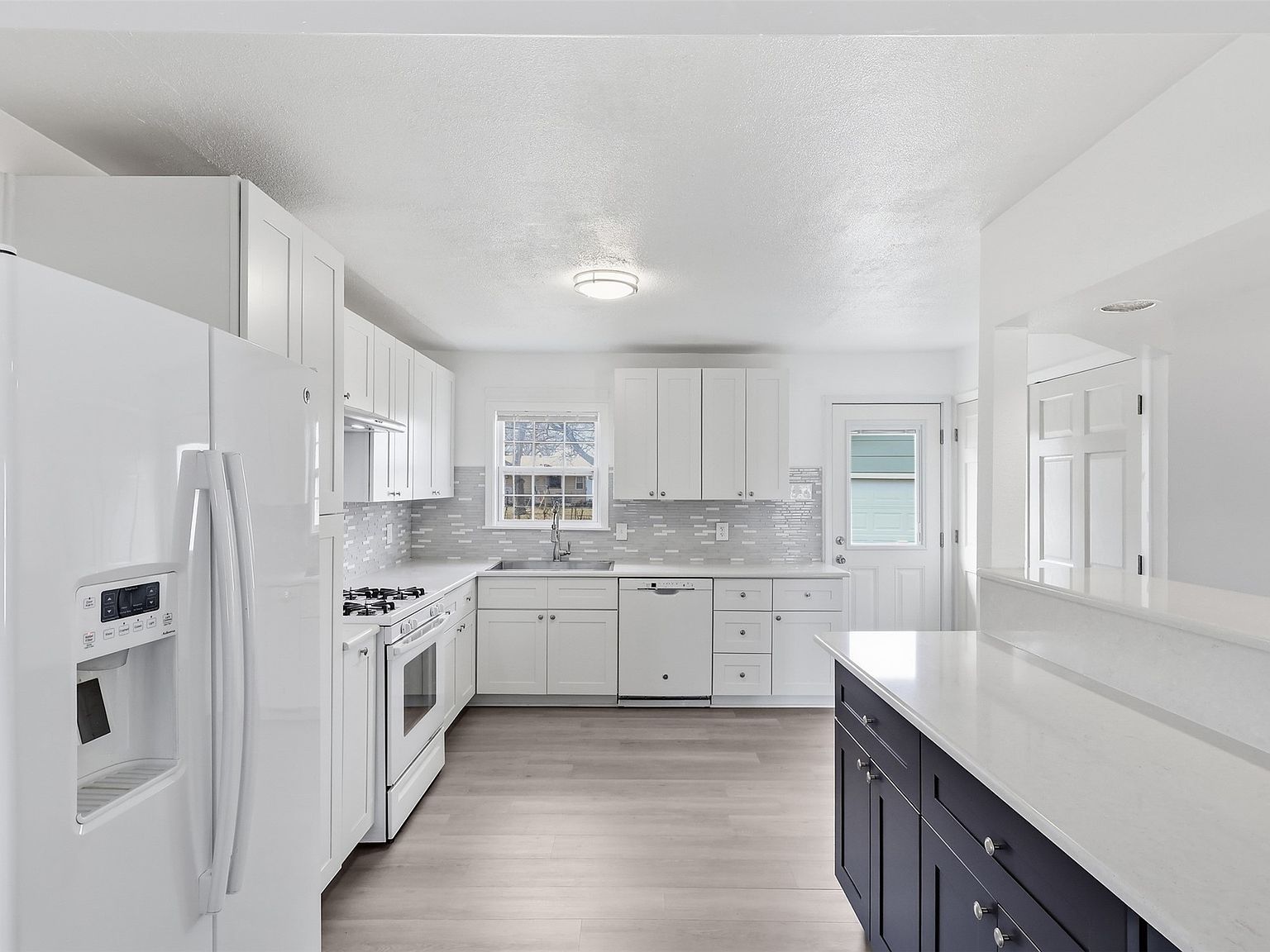 1320 Dale Dr Garland, TX 75041 - Thumbnail 5