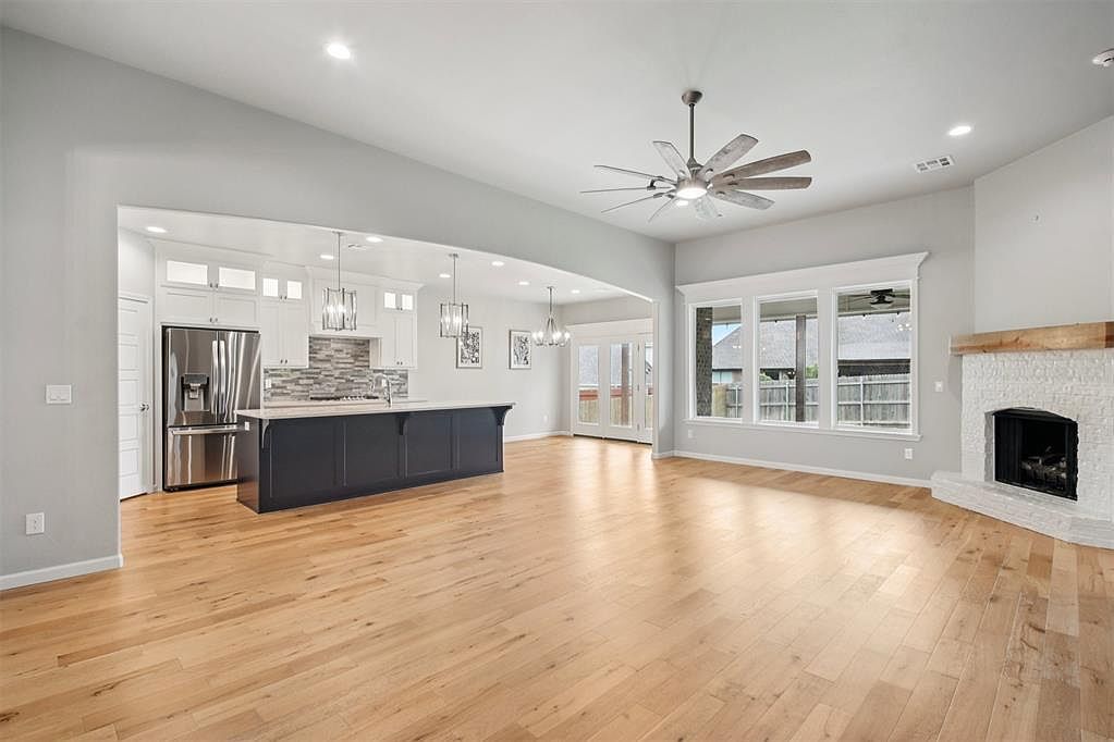 8216 Crew Ln Edmond, OK 73034 - Thumbnail 5