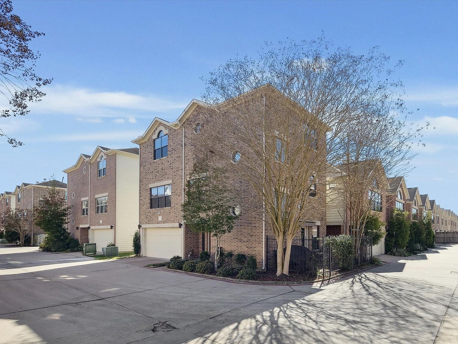 3643 Main Plaza Dr Houston, TX 77025 - Thumbnail 5