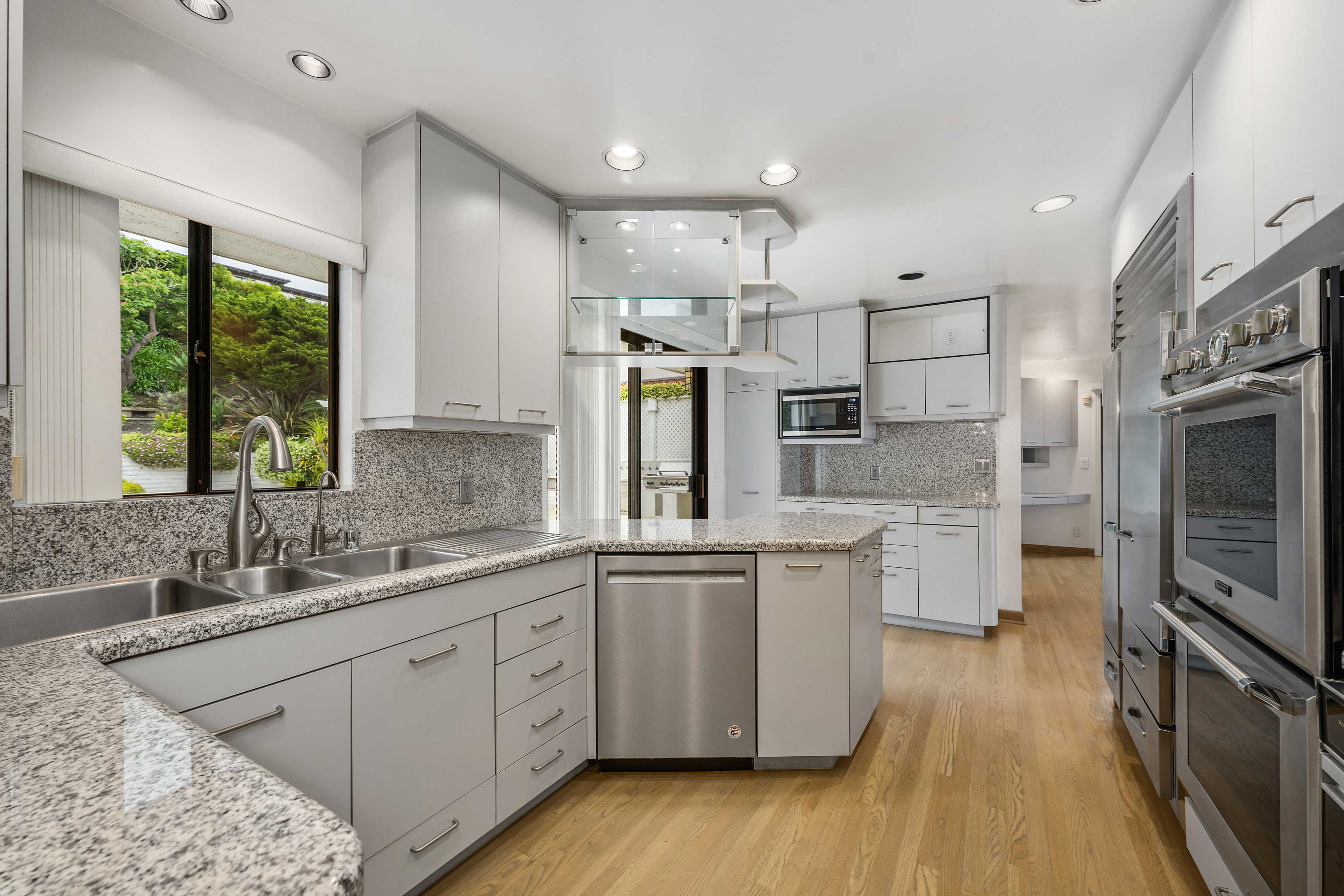 953 Vía Del Monte, Palos Verdes Estates, CA, 90274 - Thumbnail 5