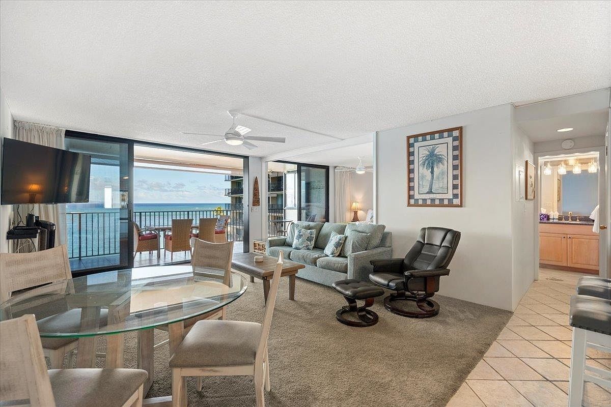 4401 Lower Honoapiilani Rd APT B503 Lahaina, HI 96761 - Thumbnail 5