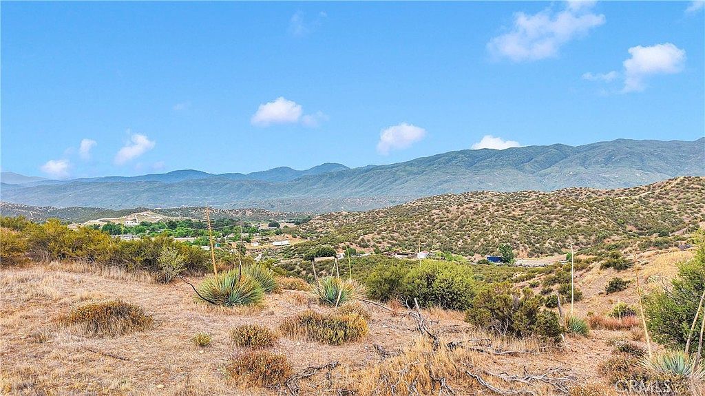 11 Summit Valley Rd Hesperia, CA 92345 - Thumbnail 5