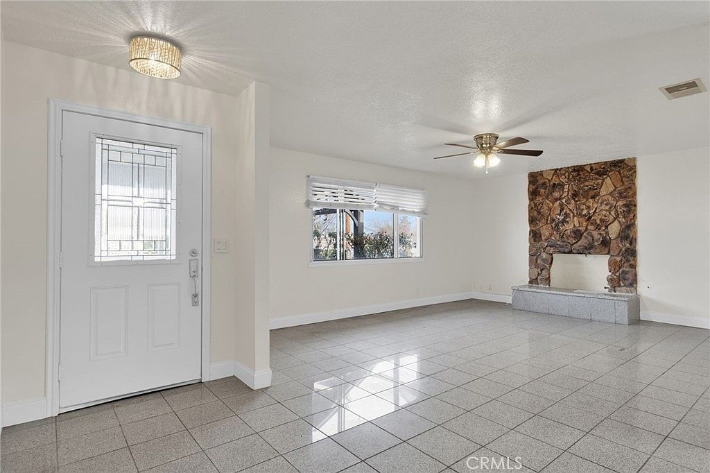 17775 Sultana St Hesperia, CA 92345 - Thumbnail 5