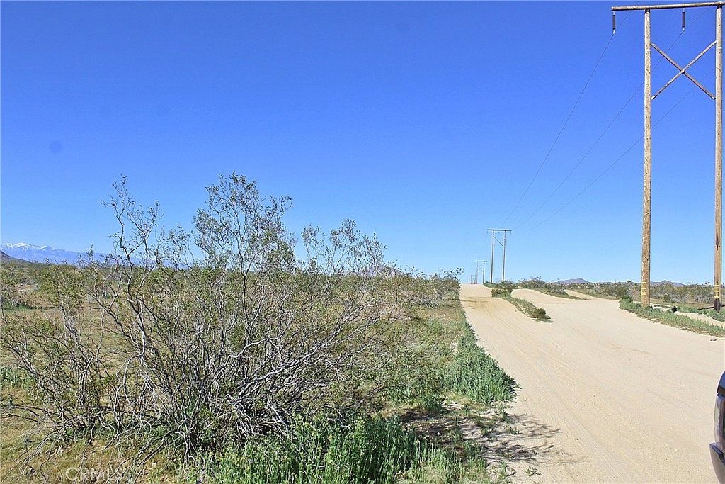 1 Kimshew St Apple Valley, CA 92307 - Thumbnail 5