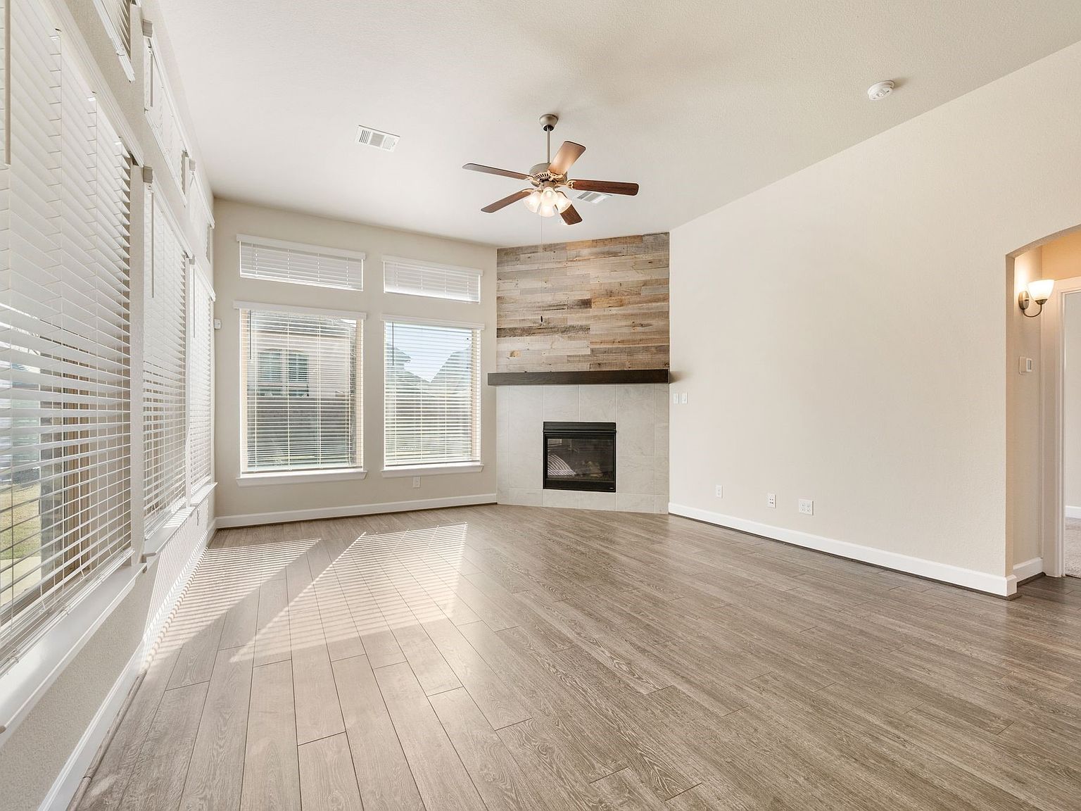 1113 15th St Argyle, TX 76226 - Thumbnail 5