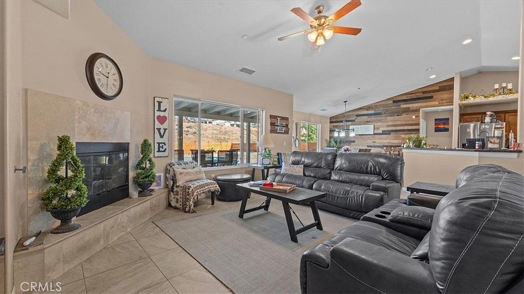 7860 Alston Ave Hesperia, CA 92345 - Thumbnail 5