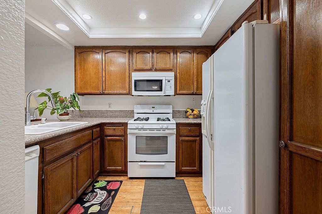 1301 Via Sebastian UNIT 24 San Pedro, CA 90732 - Thumbnail 5