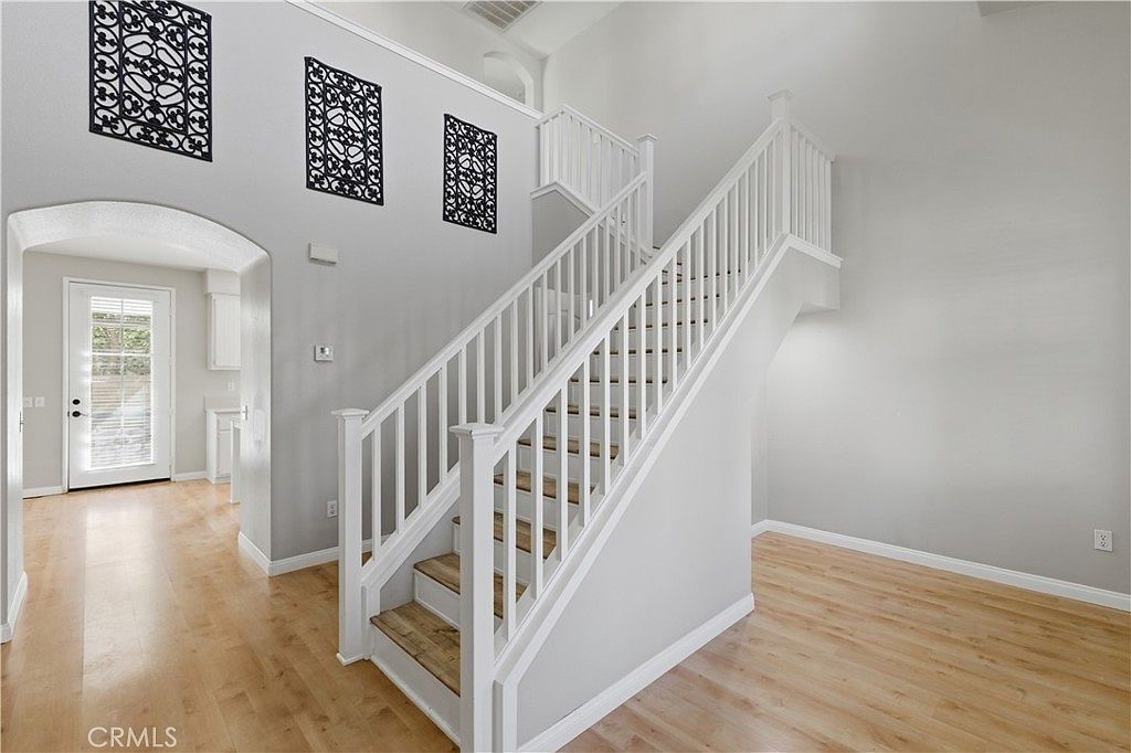 23322 Montecito Pl Valencia, CA 91354 - Thumbnail 5