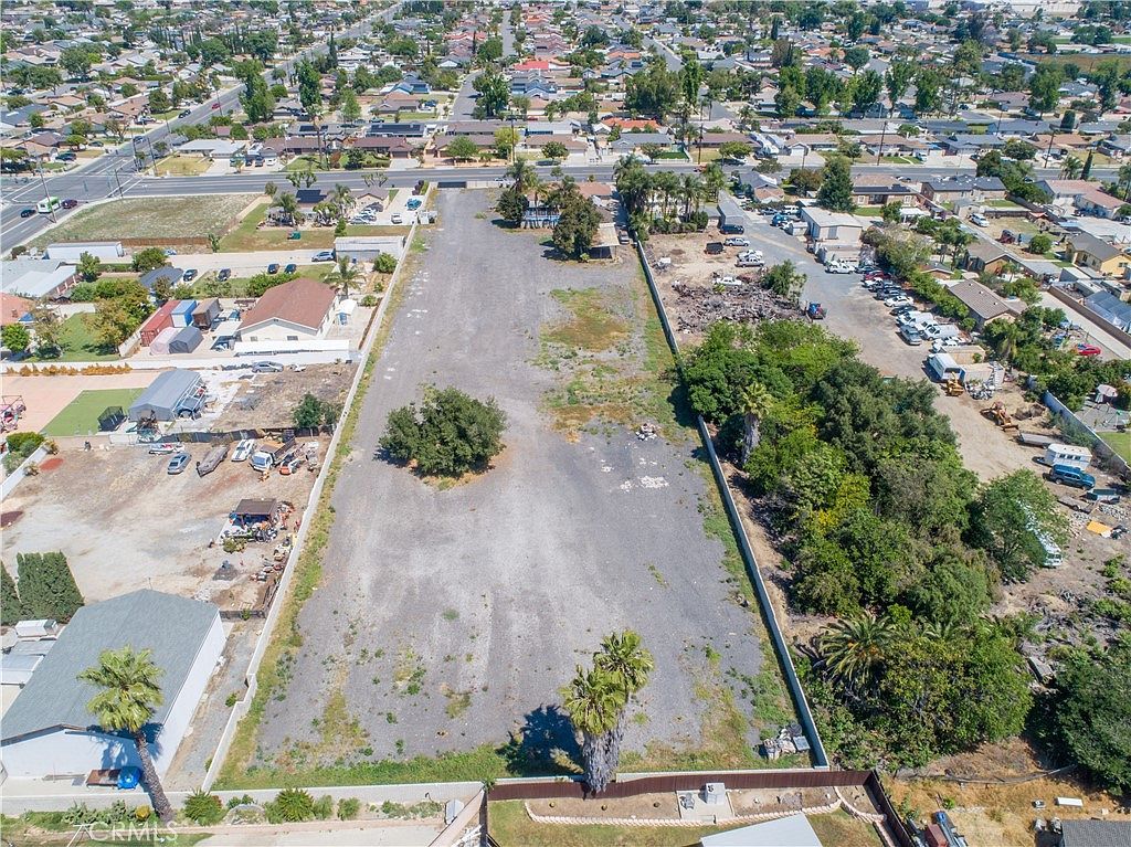 527 W Philadelphia St Ontario, CA 91762 - Thumbnail 5